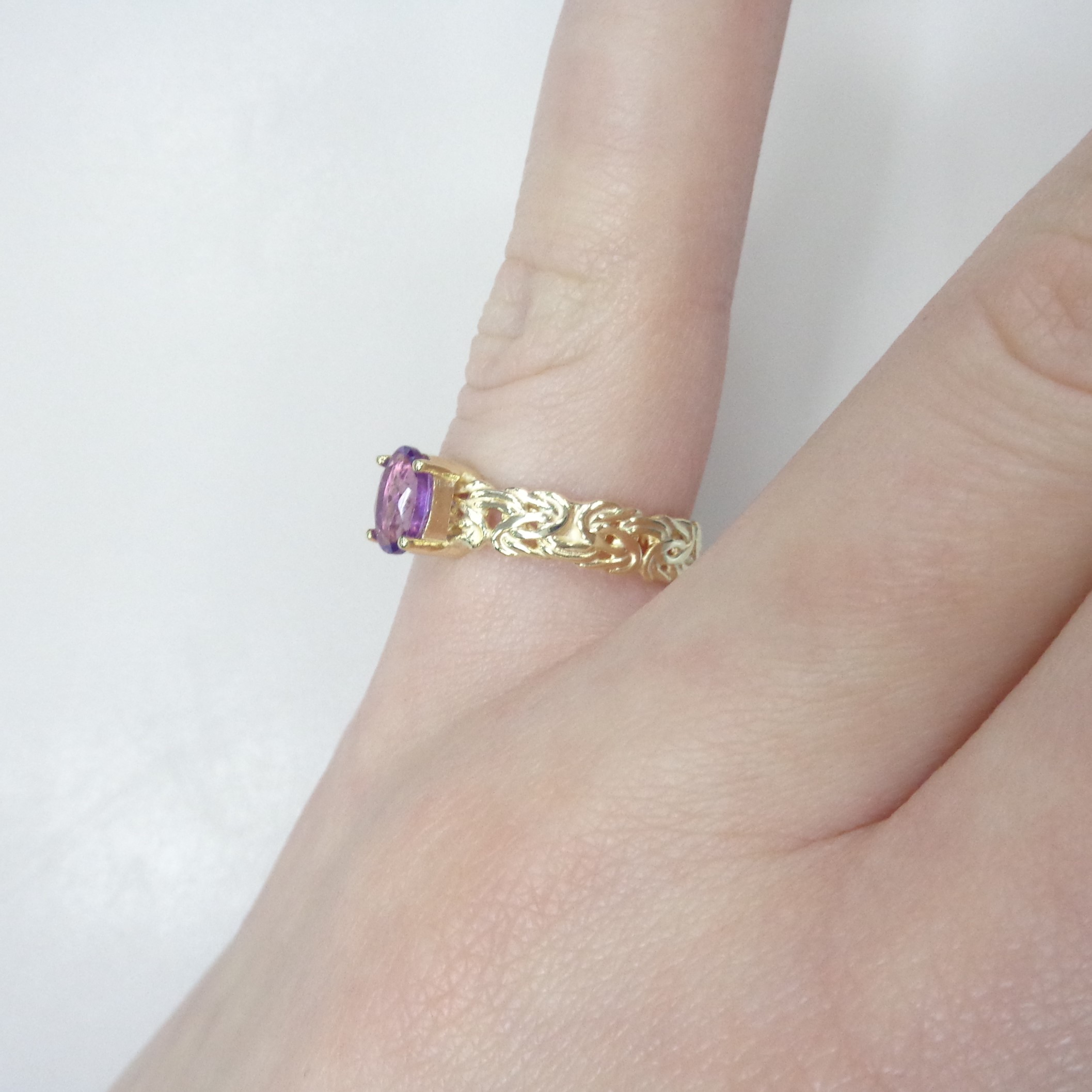 Серебряное кольцо с аметистом